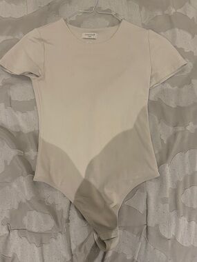 Aritzia Contour Short-Sleeve Bodysuit in Beige